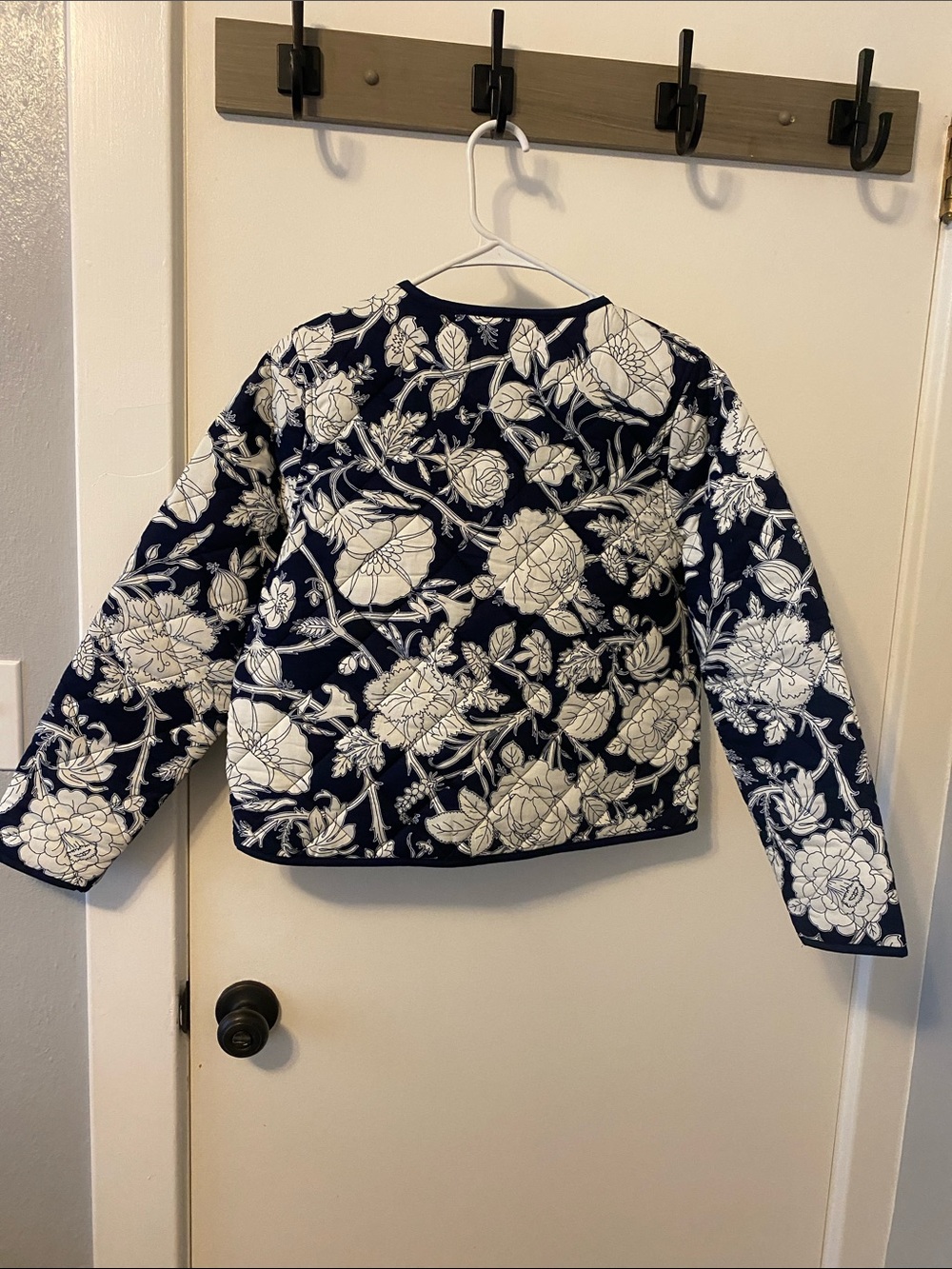 Jacket - Picture 10 of 16